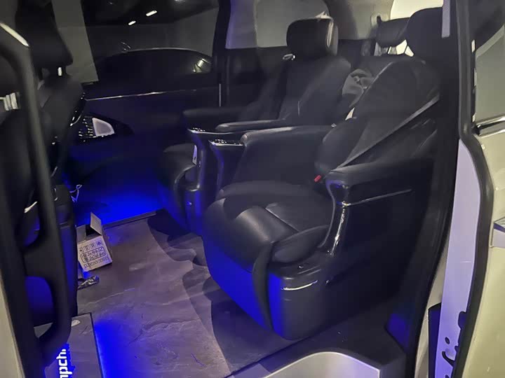 Фото 9 - GAC Trumpchi M8