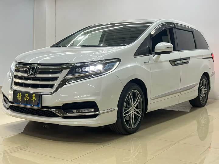 Фото 3 - Honda Elysion