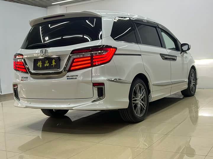 Фото 7 - Honda Elysion