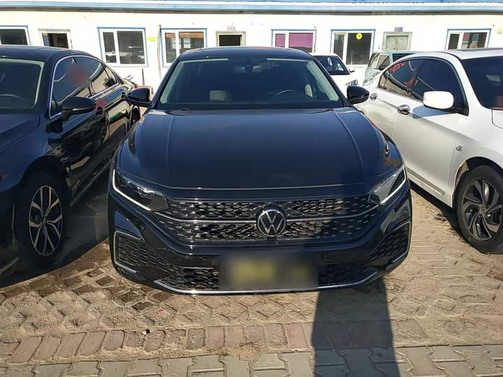 Фото 3 - Volkswagen Passat