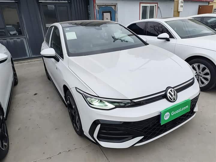 Фото 4 - Volkswagen Golf