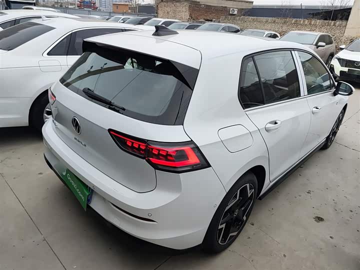 Фото 7 - Volkswagen Golf