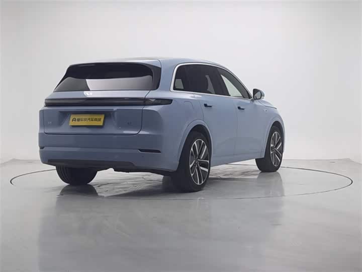 Фото 8 - LiXiang L7