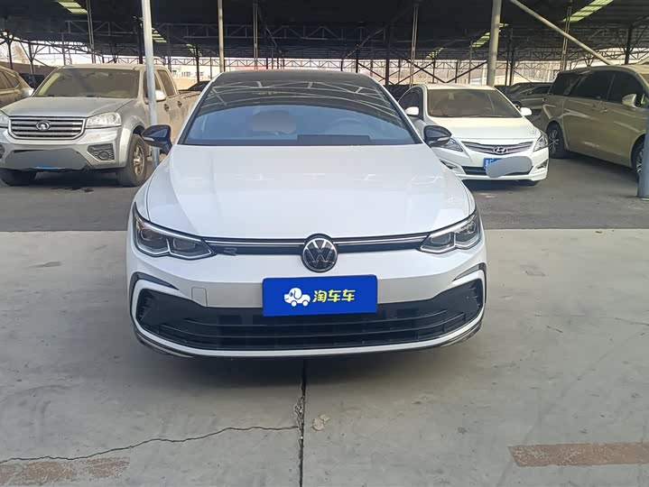Фото 2 - Volkswagen Golf