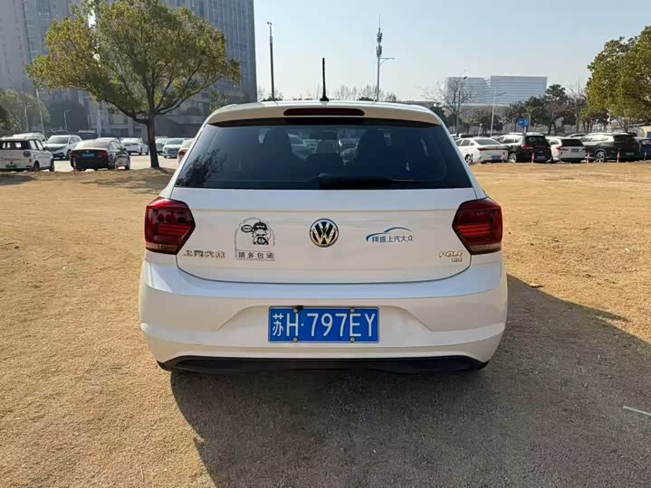 Фото 8 - Volkswagen Polo