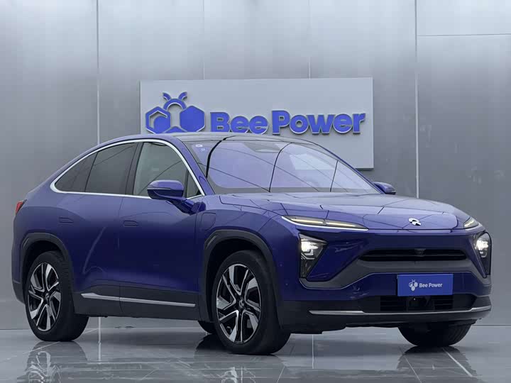 Фото 3 - Nio EC6