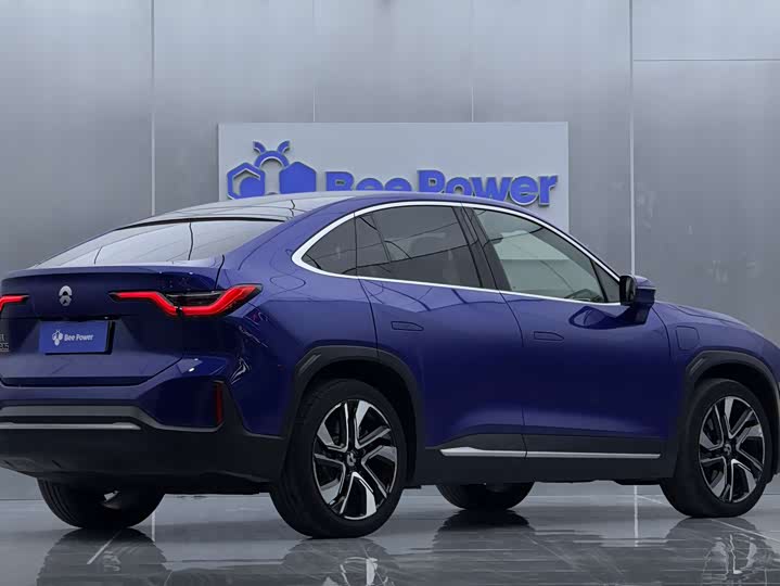 Фото 4 - Nio EC6