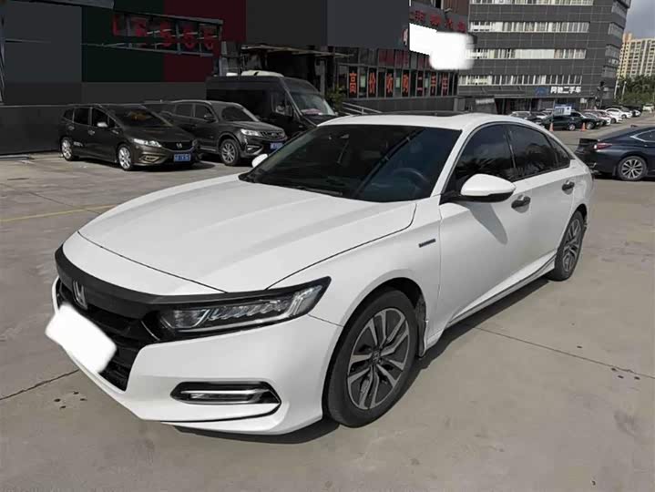 Фото 1 - Honda Accord