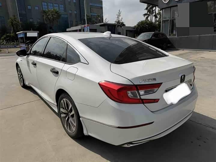 Фото 5 - Honda Accord