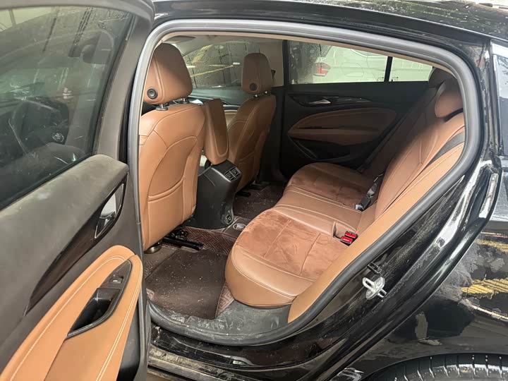 Фото 3 - Buick Regal