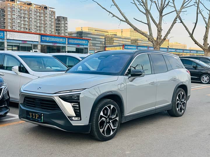 Фото 1 - Nio ES8