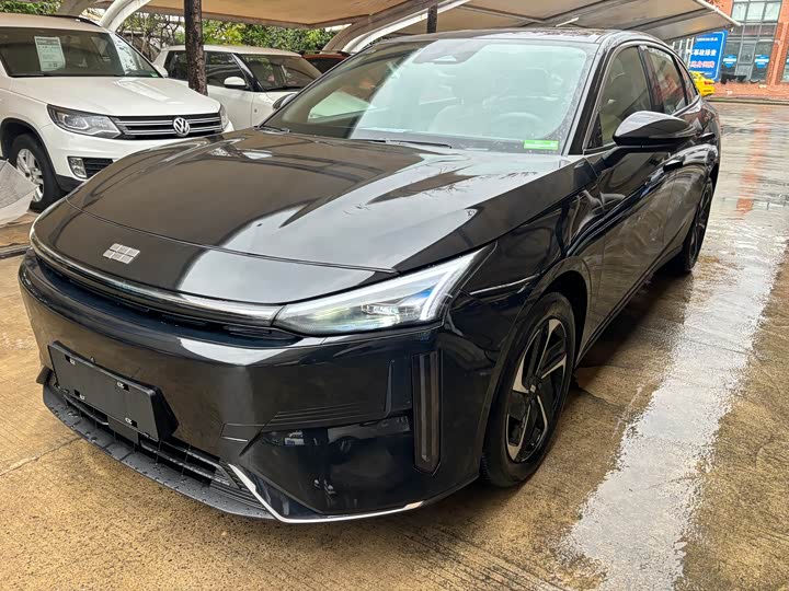 Фото 1 - Geely Galaxy L6