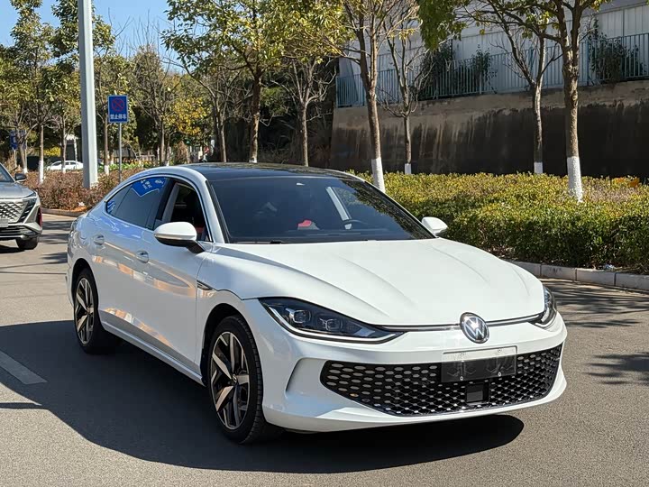 Фото 3 - Volkswagen Lamando L