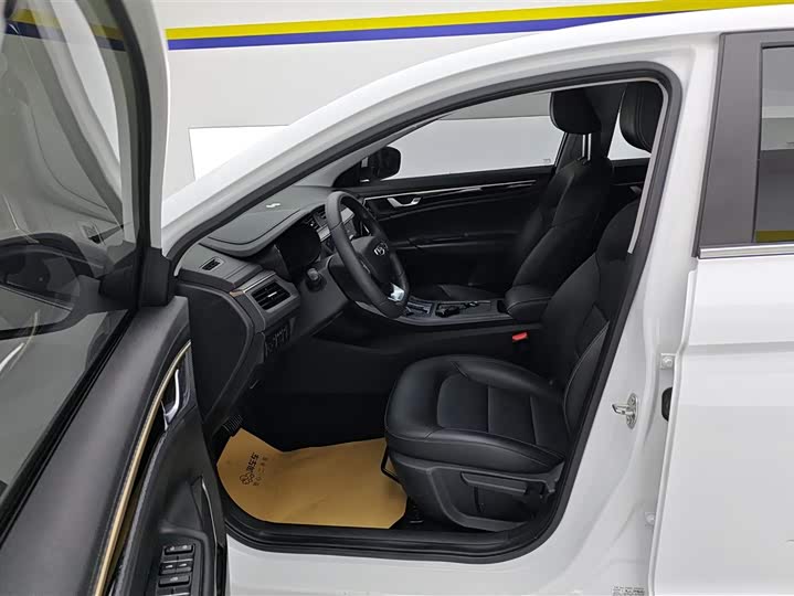 Фото 9 - Geely Emgrand GL