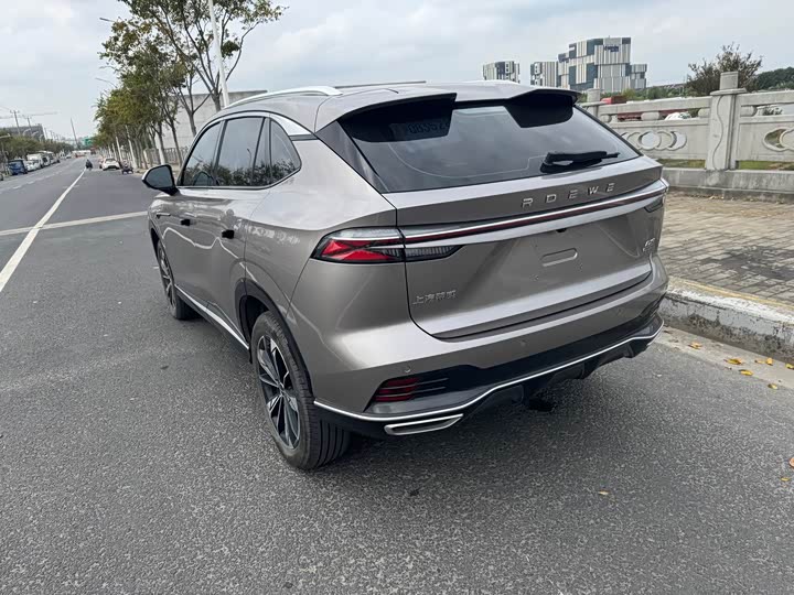 Фото 7 - Roewe RX5