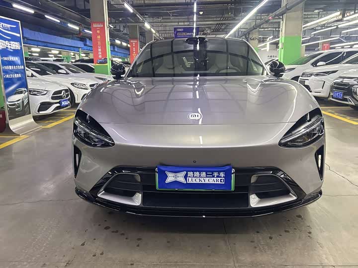 Фото 2 - Xiaomi YU7