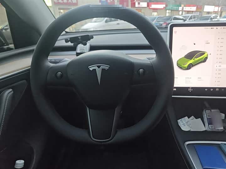 Фото 3 - Tesla Model Y
