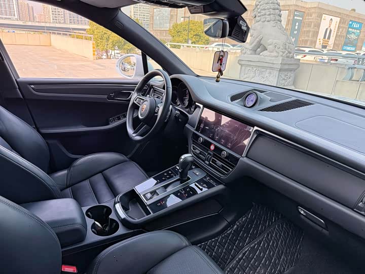 Фото 9 - Porsche Macan