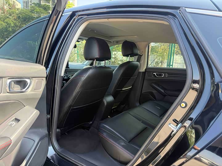 Фото 6 - Honda Civic