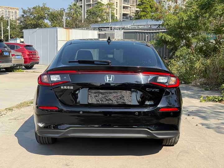 Фото 9 - Honda Civic