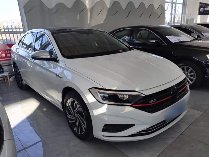 Фото 4 - Volkswagen Sagitar L