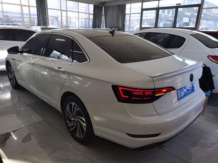 Фото 5 - Volkswagen Sagitar L