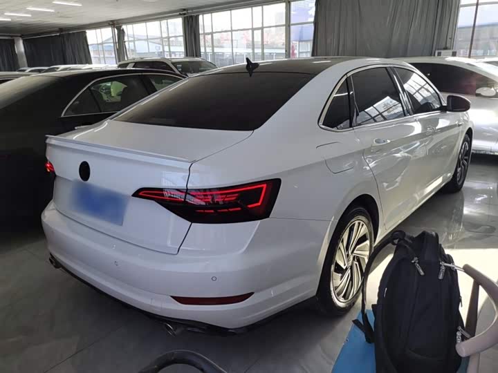 Фото 7 - Volkswagen Sagitar L