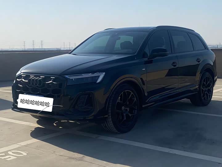 Фото 1 - Audi Q7