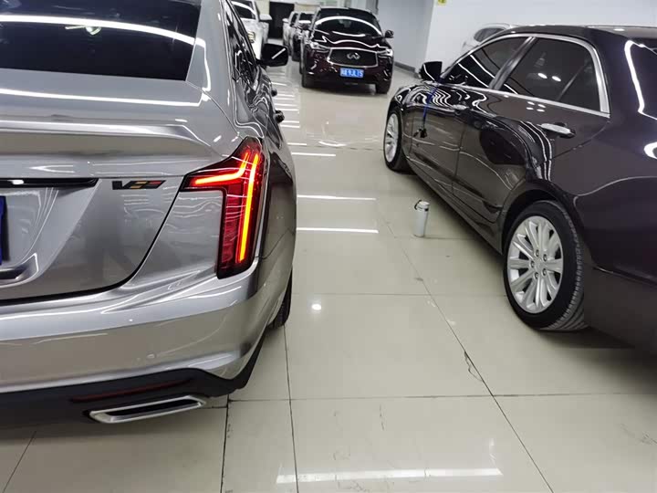 Фото 8 - Cadillac CT5