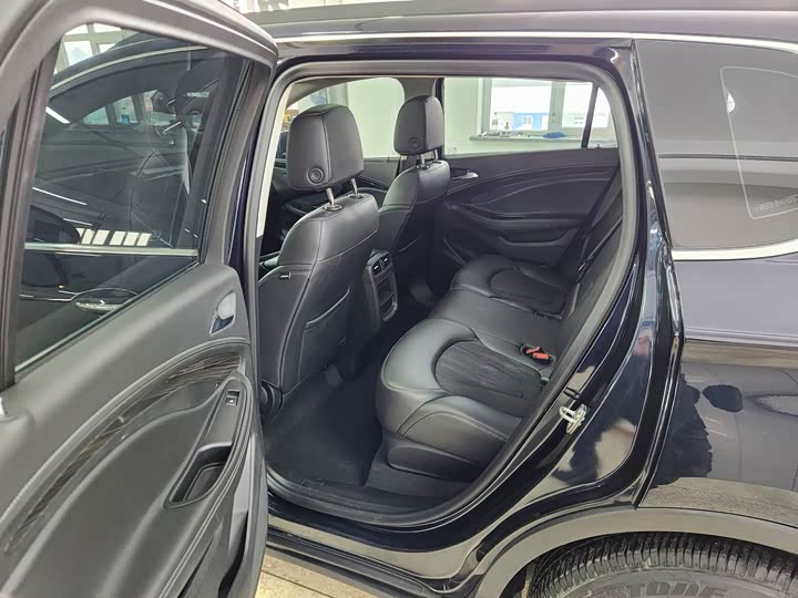 Фото 8 - Buick Envision Plus