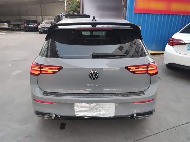 Фото 6 - Volkswagen Golf