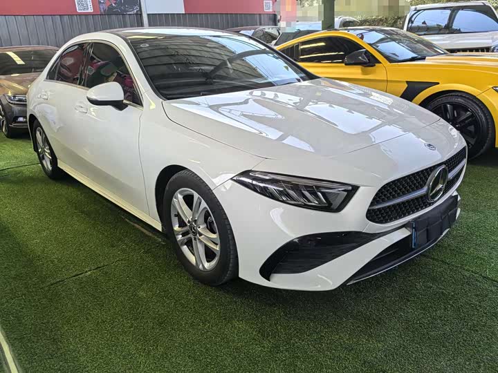 Фото 3 - Mercedes-Benz A-Class