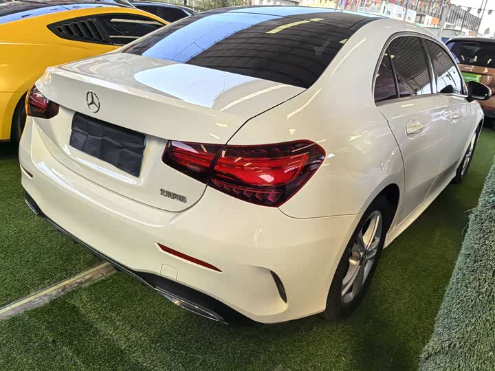 Фото 6 - Mercedes-Benz A-Class