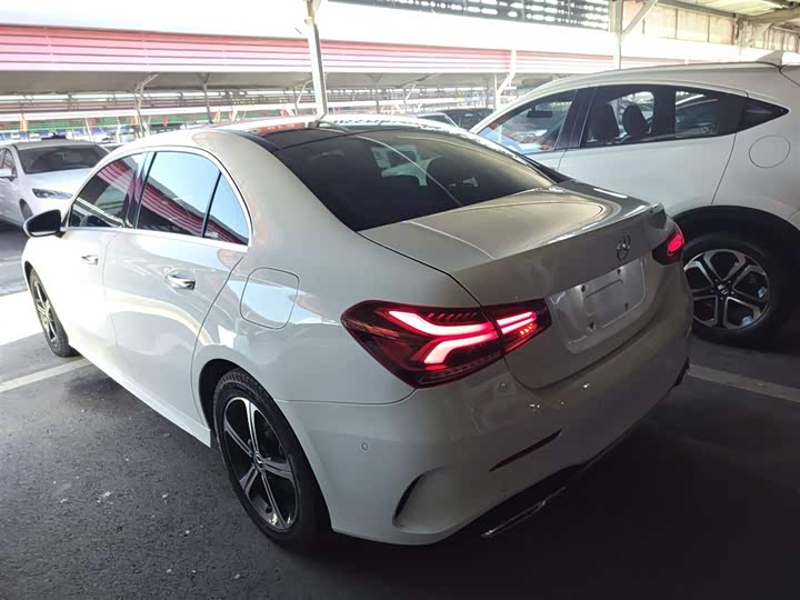 Фото 5 - Mercedes-Benz A-Class