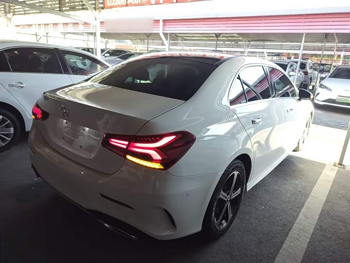 Фото 7 - Mercedes-Benz A-Class