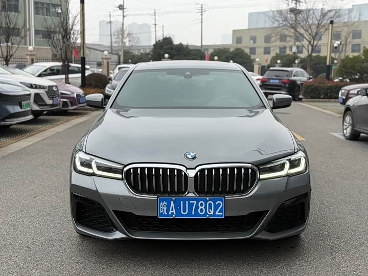 Фото 2 - BMW 5 Series