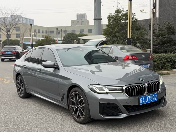 Фото 3 - BMW 5 Series