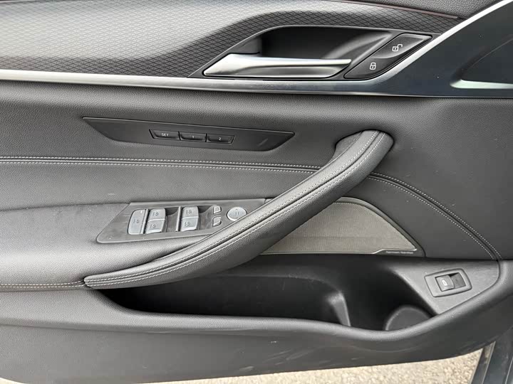 Фото 7 - BMW 5 Series