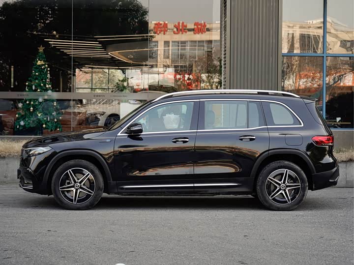 Фото 3 - Mercedes-Benz EQB