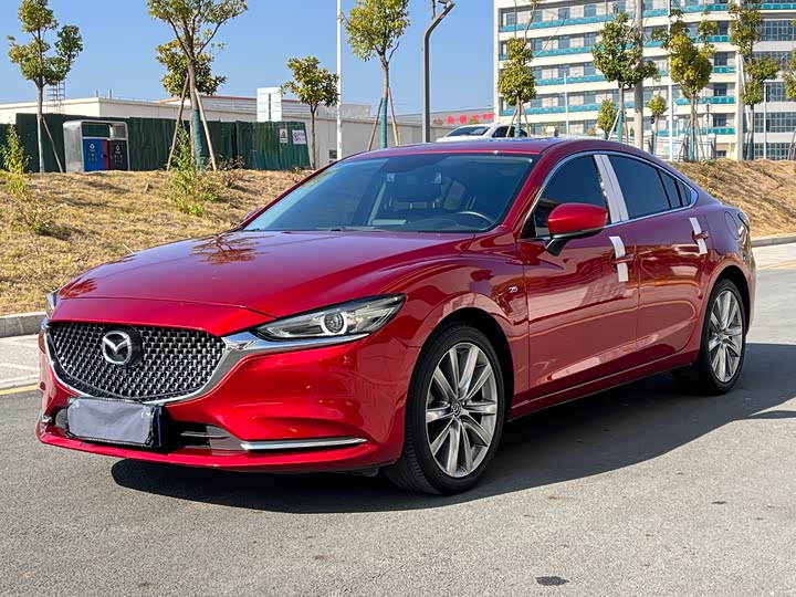 Фото 1 - Mazda Atenza