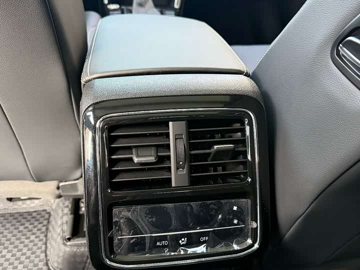 Фото 5 - Volkswagen Passat