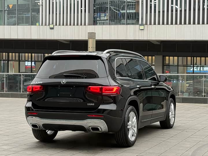 Фото 5 - Mercedes-Benz GLB-Class