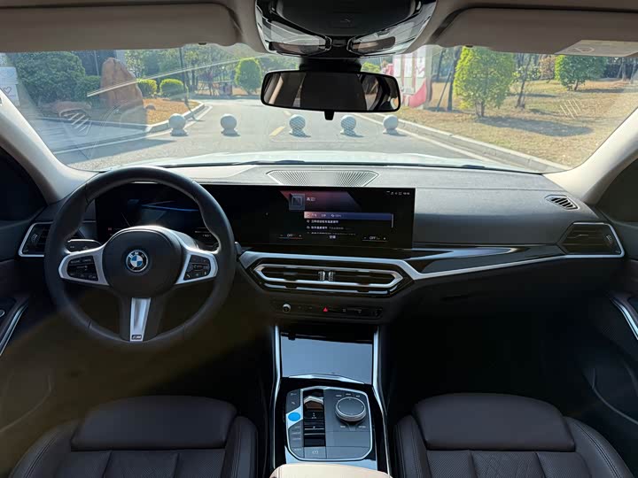 Фото 6 - BMW i3