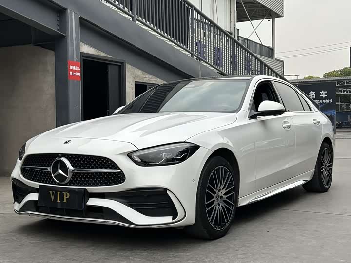 Фото 1 - Mercedes-Benz C-Class