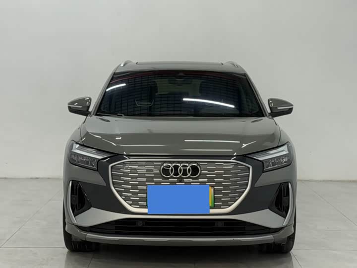 Фото 3 - Audi Q4 e-tron