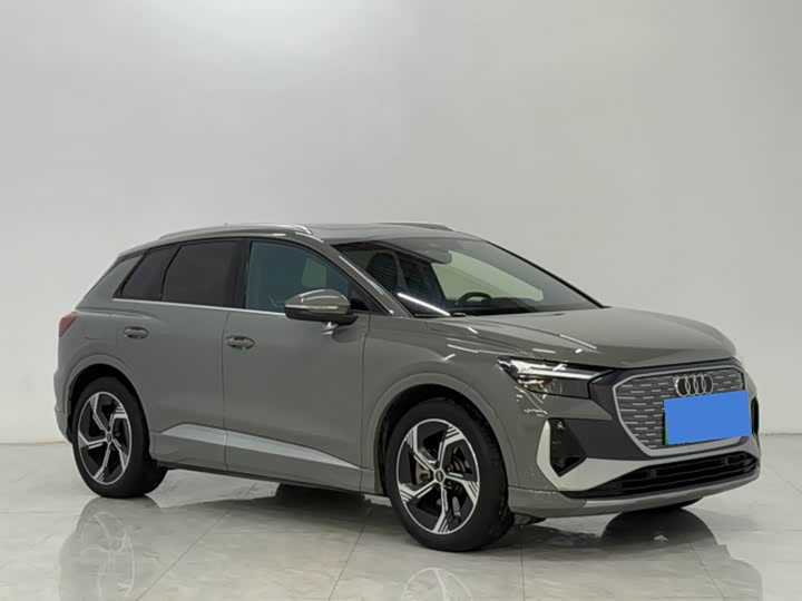 Фото 4 - Audi Q4 e-tron