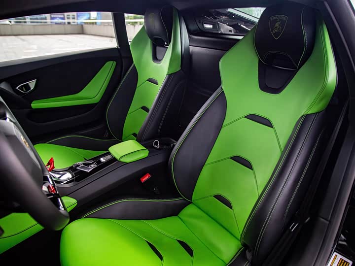 Фото 6 - Lamborghini Huracán