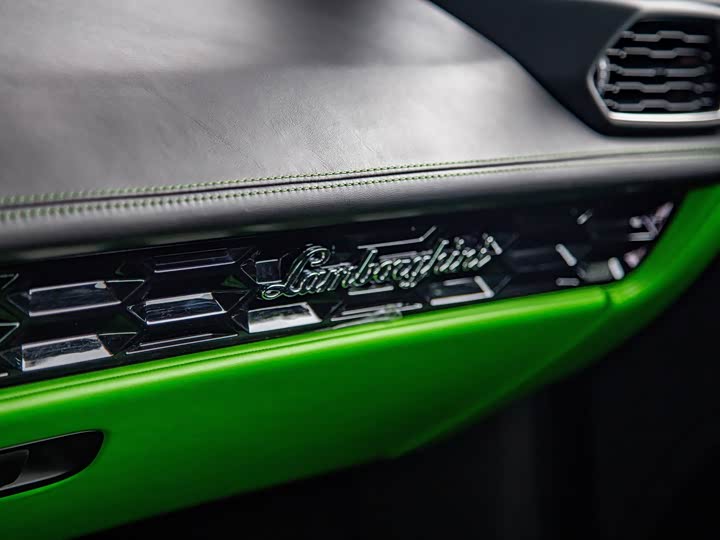 Фото 7 - Lamborghini Huracán