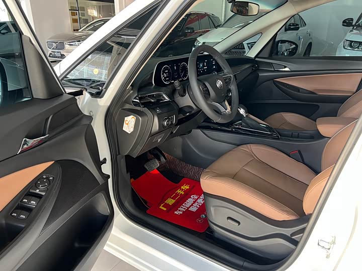 Фото 7 - Buick GL6