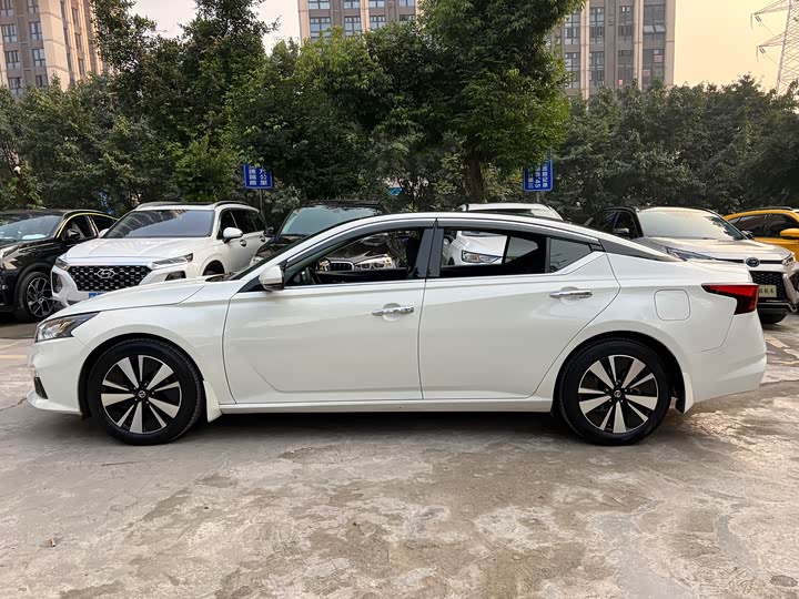 Фото 6 - Nissan Teana